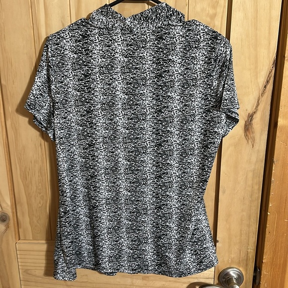 NOTATIONS Women's Black and White Top with liner tank top - Picture 3 of 4